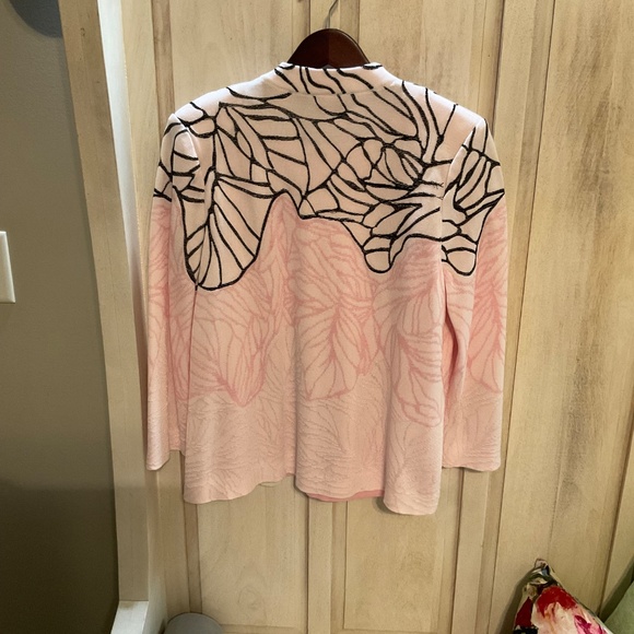 Ming Wang Jacket (M) & Matching Knit Tank (S) – Fun, Feminine & Festive! $75 - Picture 2 of 3